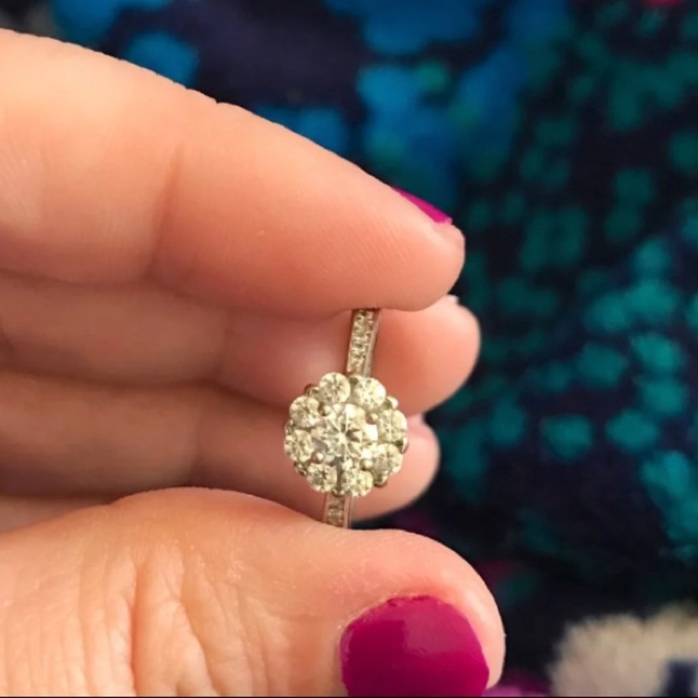Flower Silver plated ring size 7